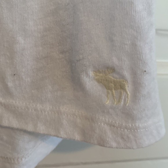 Abercrombie & Fitch Lace Tank Top with Open Lower Back in White XS - Picture 3 of 9